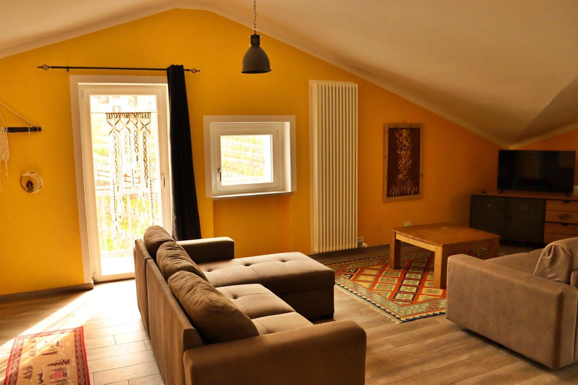 Lo Barbaboc Aparthotel Charvensod Exterior foto